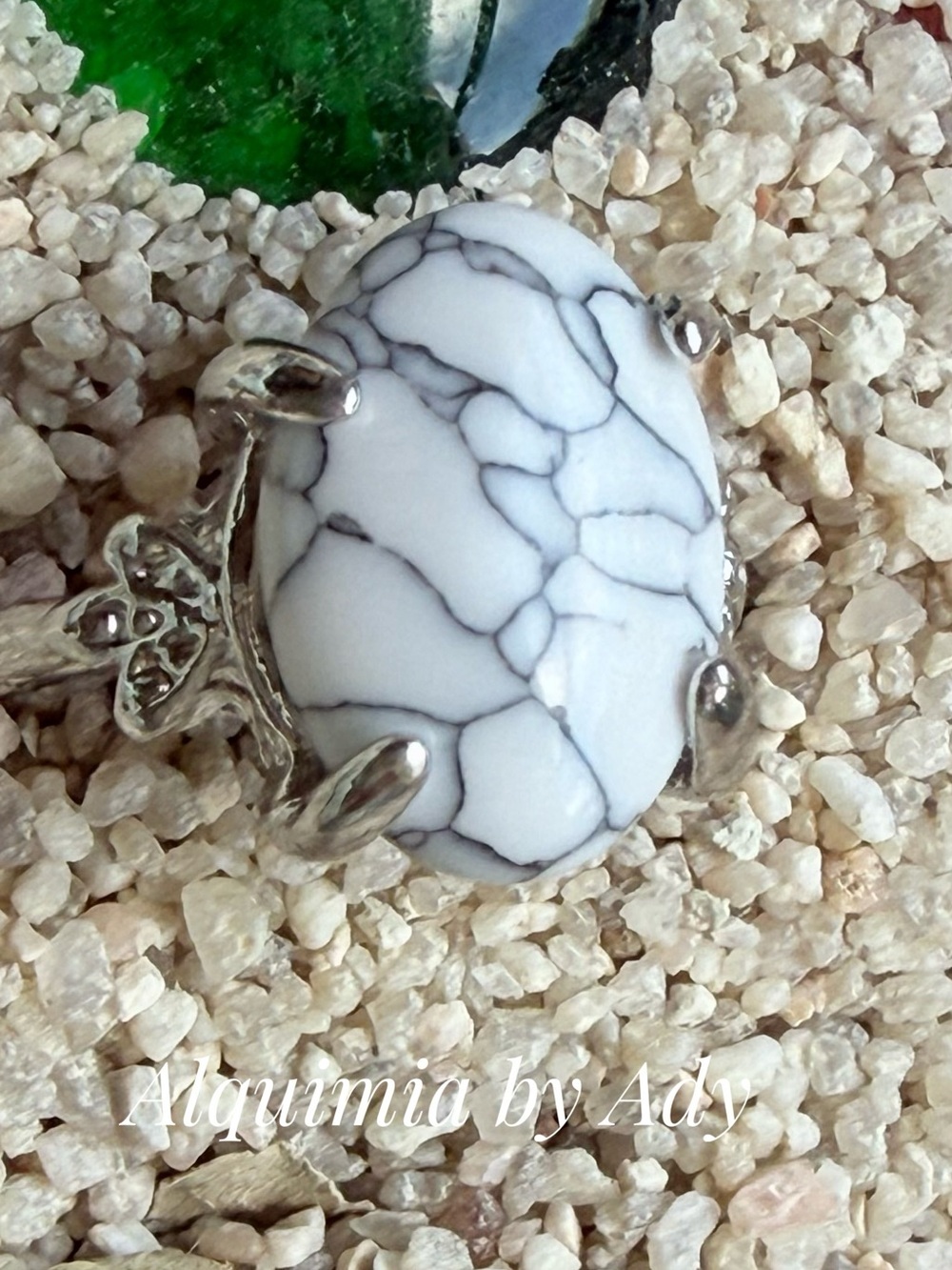 BOHO + White howlite and silver gem ring